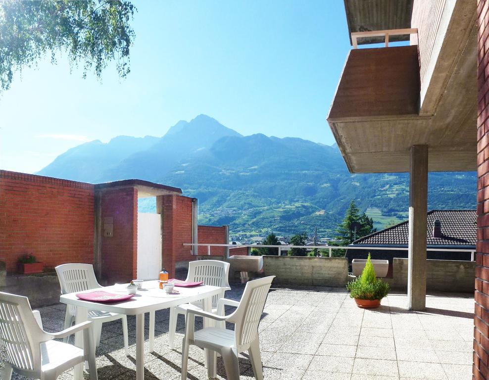 La Betulla Appartamento Confortevole Wifi E Parking Free Aosta Exterior foto